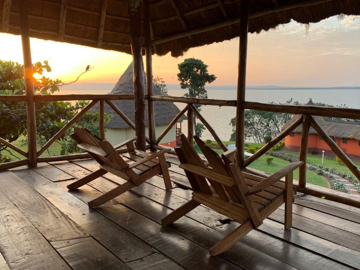 Вилла Samuka Island Retreat Джинджа Экстерьер фото